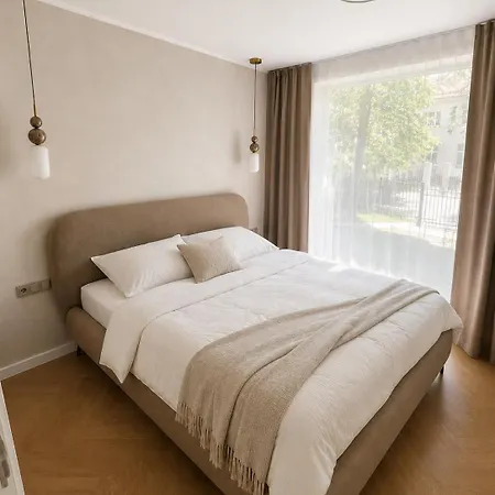 Lejlighed D10 By 2-bedroom With Private Terrace *